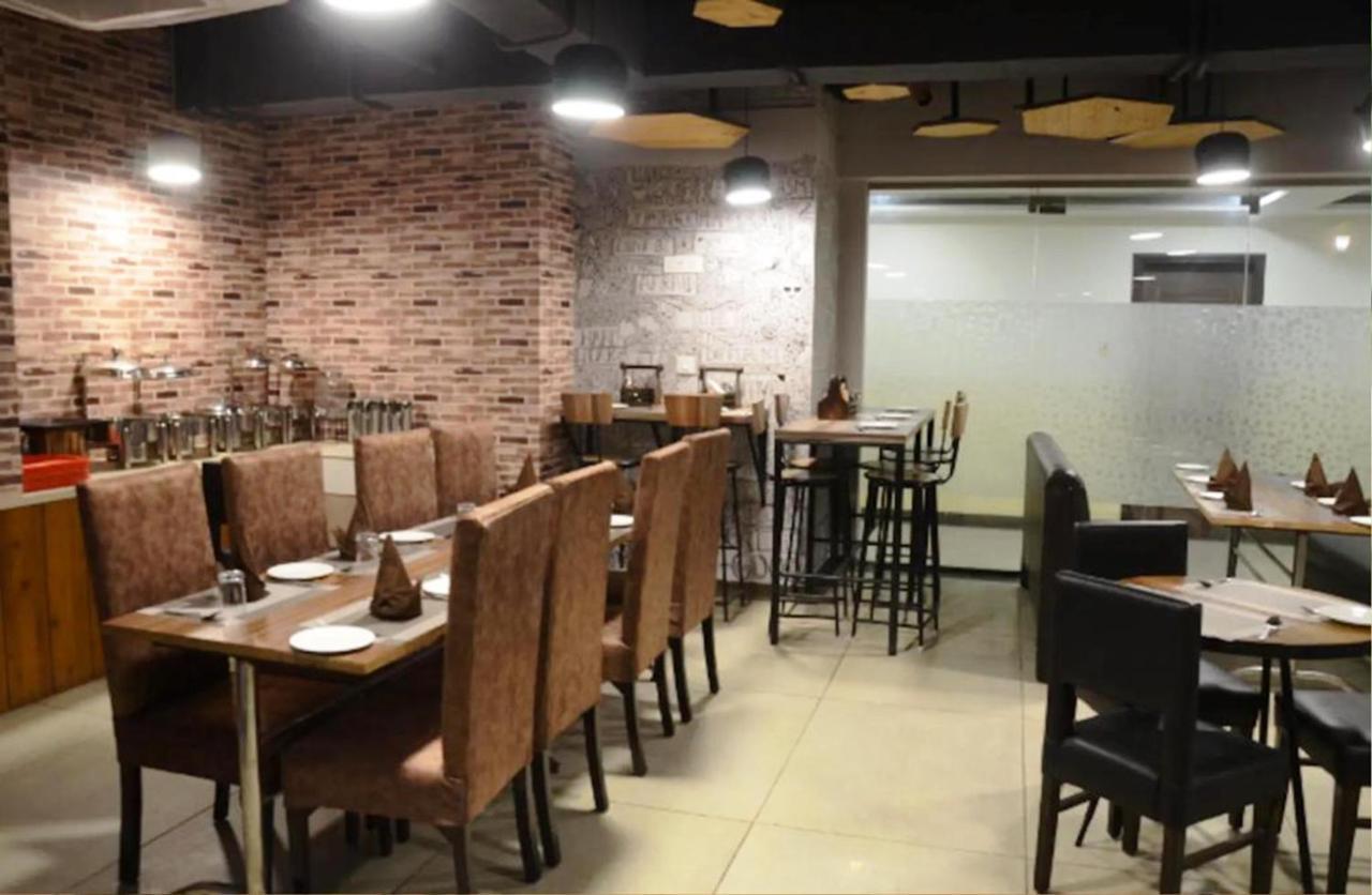 Hotel Citi Inn Grande Zirakpur Eksteriør bilde