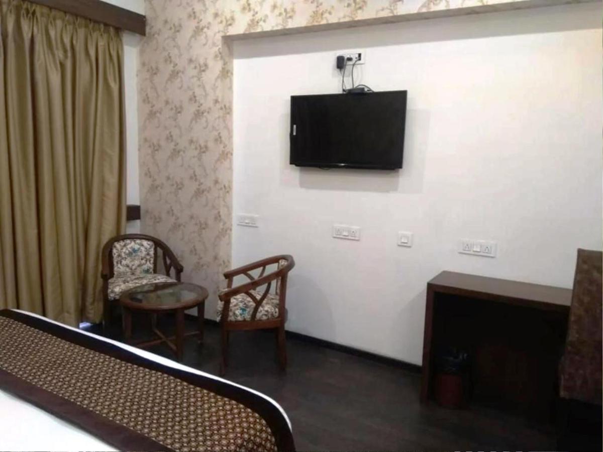 Hotel Citi Inn Grande Zirakpur Eksteriør bilde